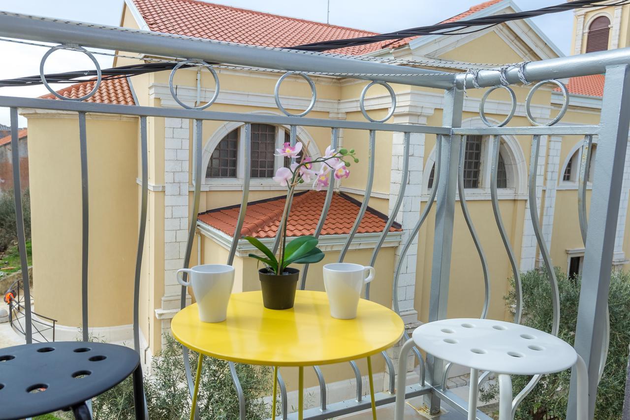 Apartments In City Center Ventus Novalja Bagian luar foto